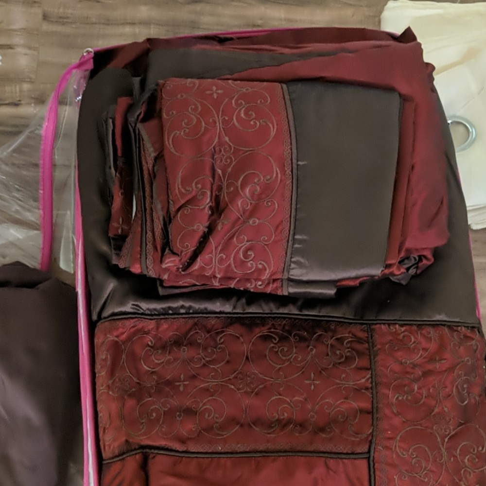 Comforter set